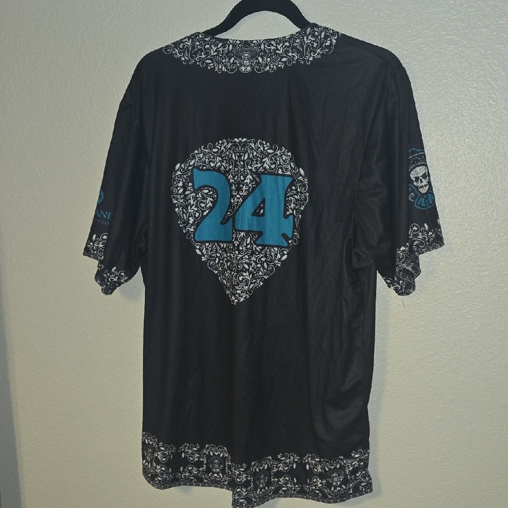 Black Jersey - Picture 4 of 6